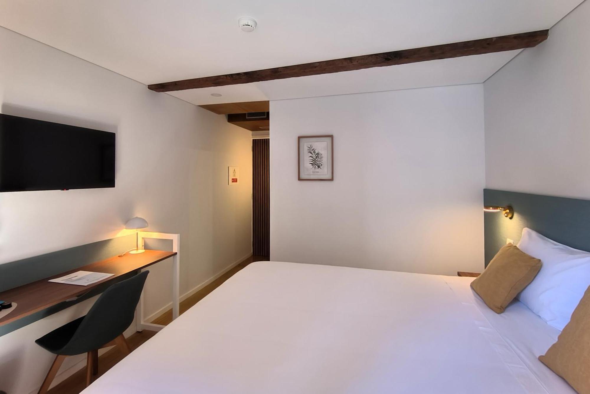 Domi Suites & Studios Guimaraes Exterior photo